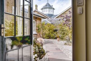 Photo 14- click for photo gallery